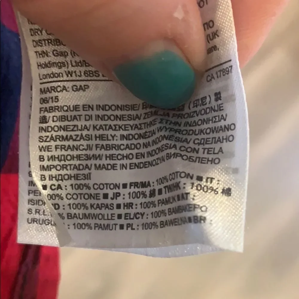 Gap holiday top